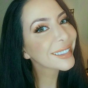 Meet your Posher, Sharaan